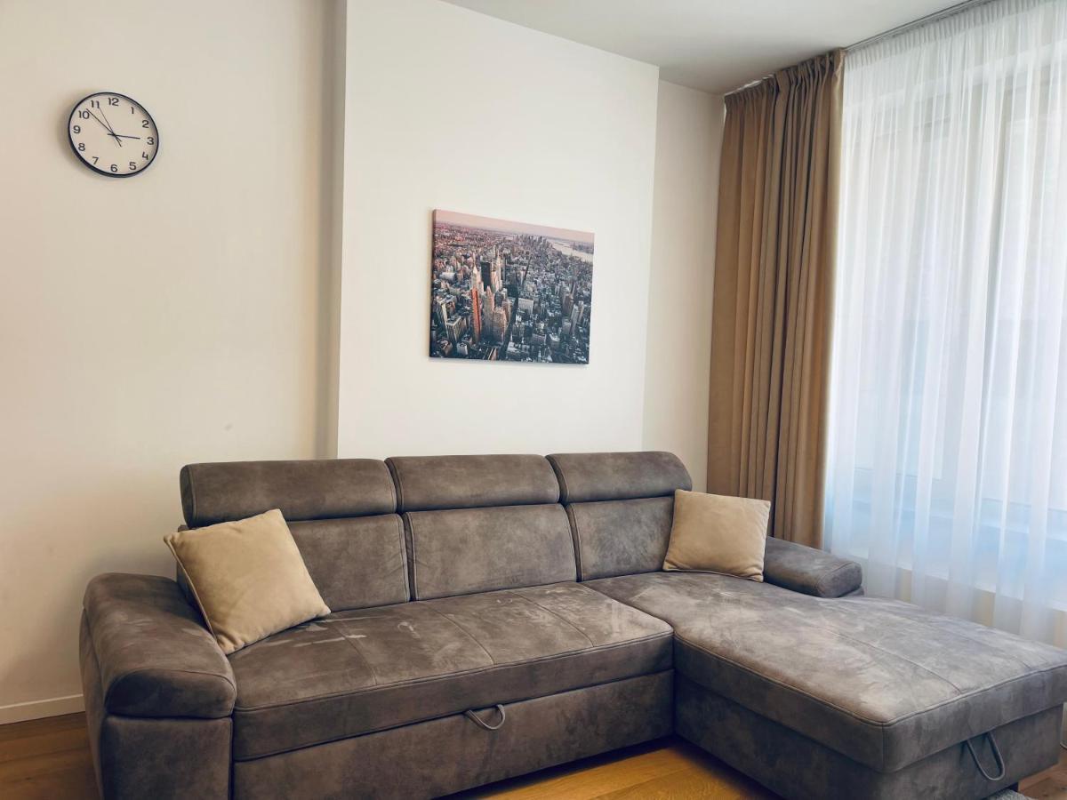 Sag Sky Park Residence Free Parking And Wi-Fi Братислава Экстерьер фото